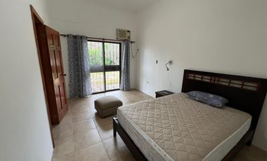 Casa en Vía a La Costa con 4 Habitaciones en Venta o Alquiler