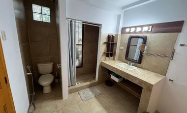 Casa en Vía a La Costa con 4 Habitaciones en Venta o Alquiler