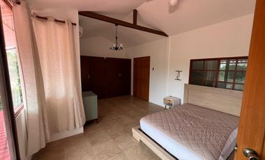 Casa en Vía a La Costa con 4 Habitaciones en Venta o Alquiler