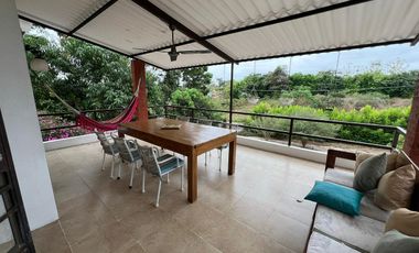 Casa en Vía a La Costa con 4 Habitaciones en Venta o Alquiler