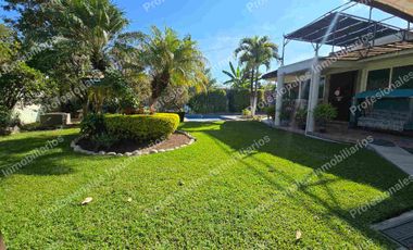 CASA DE UN NIVEL EN VENTA