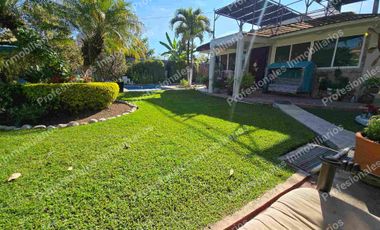 CASA DE UN NIVEL EN VENTA