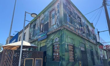 Vendemos derecho a llave de local comercial en pleno centro, Valparaíso