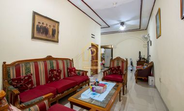 For Sale – Residential House & Boarding House in a Prime Central Jakarta Area