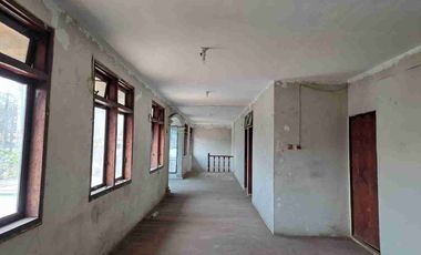 Gudang pabrik bekas produksi spring bed di Bekasi akses 2 tol