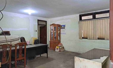 Gudang pabrik bekas produksi spring bed di Bekasi akses 2 tol