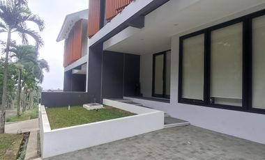 Smart Valley Mewah Rumah Dijual di Dago Bandung Utara dekat tol pasteur