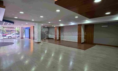 EN VENTA - LOCAL COMERCIAL UBICADO EN EL SECTOR DE LA AV. HUAYNA CÁPAC.