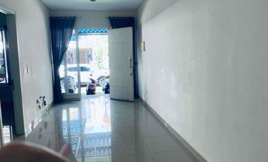 Rumah 2 lt  lokasi green lake city