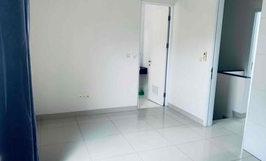 Rumah 2 lt  lokasi green lake city