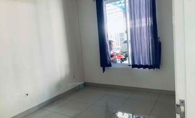 Rumah 2 lt  lokasi green lake city