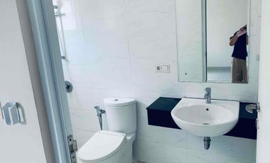 Rumah 2 lt  lokasi green lake city