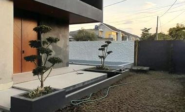 Dijual Rumah Mewah di Pancanaka Royal Garden, Cimahi