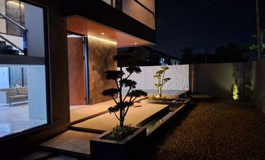 Dijual Rumah Mewah di Pancanaka Royal Garden, Cimahi