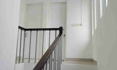 Murah  Ruko Bagus 5 Lantai,Raya Surya Kencana  Bogor