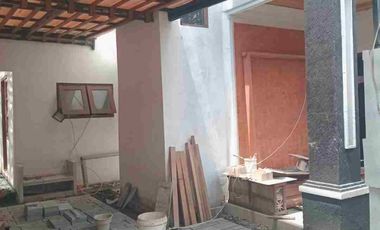 Disewakan Rumah Full purnish lantai 2 Dalung Badung