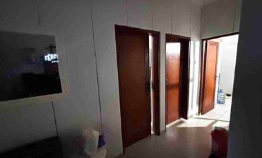 Disewakan Rumah Full purnish lantai 2 Dalung Badung