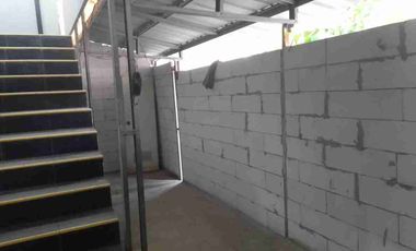 Di jual  Gudang  tersedia  kantor,  di Agusalim,  Bekasi.