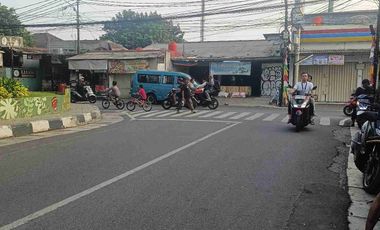 di Jual Tanah 1015 meter + 14 rumah ShM dekat UI Depok