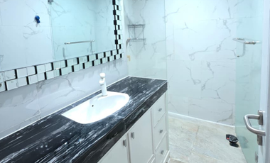 FOR RENT Rumah Mewah Modern Dalam Komplek Area Kuningan Siap Huni