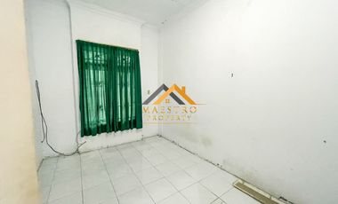 Disewakan Villa 2 Tingkat Kondisi siap huni Komplek Cemara Hijau
