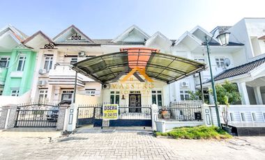 Disewakan Villa 2 Tingkat Kondisi siap huni Komplek Cemara Hijau