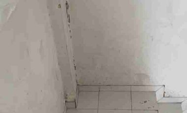 Ruko 3 Lantai lokasi sangat strategis cocok untuk usaha dagang