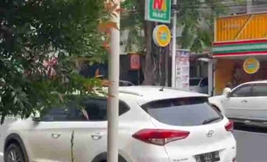 Ruko 3 Lantai lokasi sangat strategis cocok untuk usaha dagang