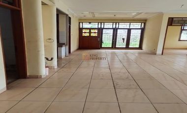 Dijual Rumah Hook Komplek Intercon Kebon Jeruk 1,5 Lantai Posisi Hoek, Dekat Puri Indah Mall & RS Siloam Kebon Jeruk Jakarta Barat