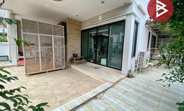 ขายทาวน์เฮ้าส์ หมู่บ้านรินรดา โอเรียนทอล Rinrada Oriental บางหญ้าแพรก สมุทรสาคร