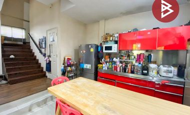 ขายทาวน์เฮ้าส์ หมู่บ้านรินรดา โอเรียนทอล Rinrada Oriental บางหญ้าแพรก สมุทรสาคร