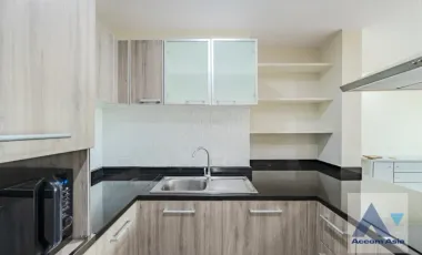 🔼🔽 AccomA 📩  Pet-friendly | Nice view 2 bedrooms at Fullerton Sukhumvit main road close to Thonglor Ekkamai BTS