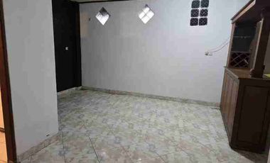 Jual Rumah 2lt KOSONGAN area Perumahan One Gate System Jl Pulau Galang Denpasar Selatan Tidak Banjir