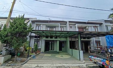 RUMAH DALAM KOMPLEK BUAHBATU MENGGER SIAP HUNI 2 LANTAI DI PUSAT KOTA BANDUNG