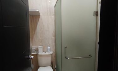 RUMAH DALAM KOMPLEK BUAHBATU MENGGER SIAP HUNI 2 LANTAI DI PUSAT KOTA BANDUNG