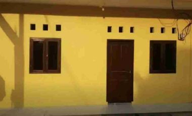 KONTRAKAN BARU DAN STRATEGIS DI KOMPLEKS PURIMAS KELAPA 2 WETAN