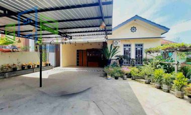 Rumah Bagus Luas Hawa Sejuk di Teras Byl