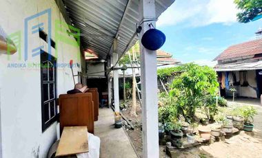 Rumah Bagus Luas Hawa Sejuk di Teras Byl