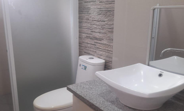 FOR RENT 5BR WITH PARKING HOUSE AND LOT IN MERVILLE PARK