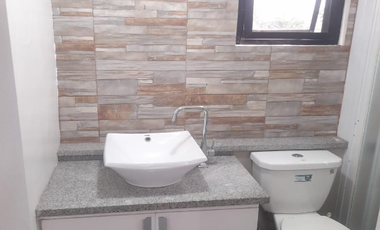 FOR RENT 5BR WITH PARKING HOUSE AND LOT IN MERVILLE PARK