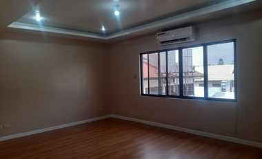 FOR RENT 5BR WITH PARKING HOUSE AND LOT IN MERVILLE PARK