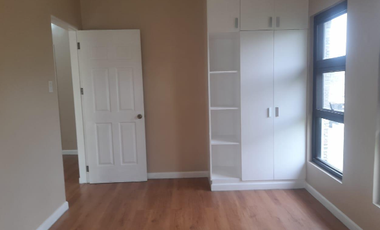 FOR RENT 5BR WITH PARKING HOUSE AND LOT IN MERVILLE PARK