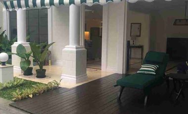 Disewakan rumah Luxury dengan Swimming Pool area Pondok Indah