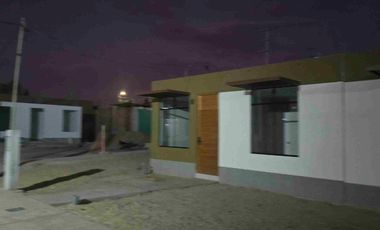 SE ALQUILA CASA DE ESTRENO