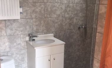 SE ARRIENDAN PIEZAS AMOBLADAS BARRIO BOGOTA, METRO ÑUBLE