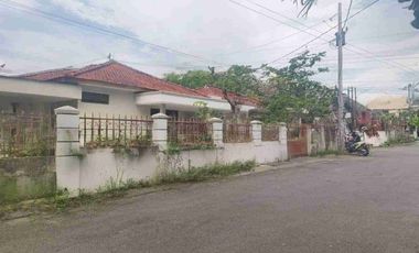 RUMAH SERENGAN KOTA SOLO