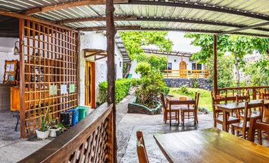 Hotel en Venta / Isla Sta. Cruz / Galapagos