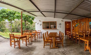 Hotel en Venta / Isla Sta. Cruz / Galapagos