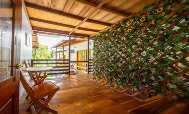 Hotel en Venta / Isla Sta. Cruz / Galapagos