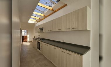 Se arrienda amplia y hermosa casa en Quillota